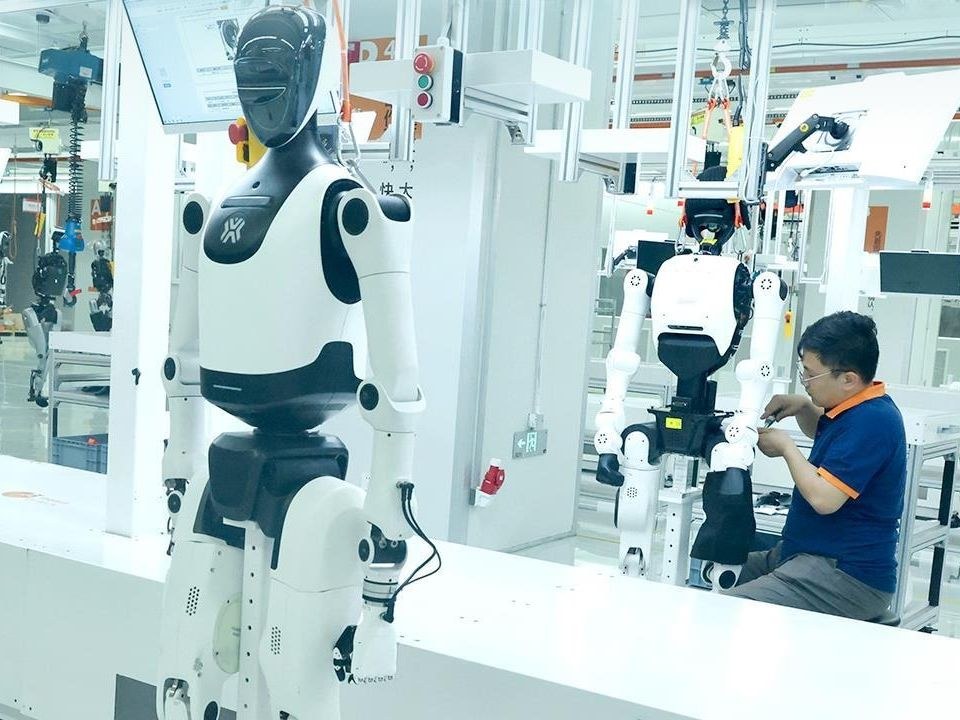 China's humanoid gold rush hits the wall: star startups' old shares can't sell even at half price