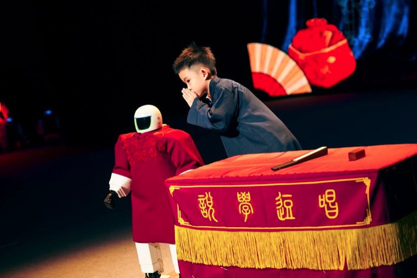 Lumos Robotics puts humanoid robots on stage in Shenzhen with a fully autonomous 45-minute theater show