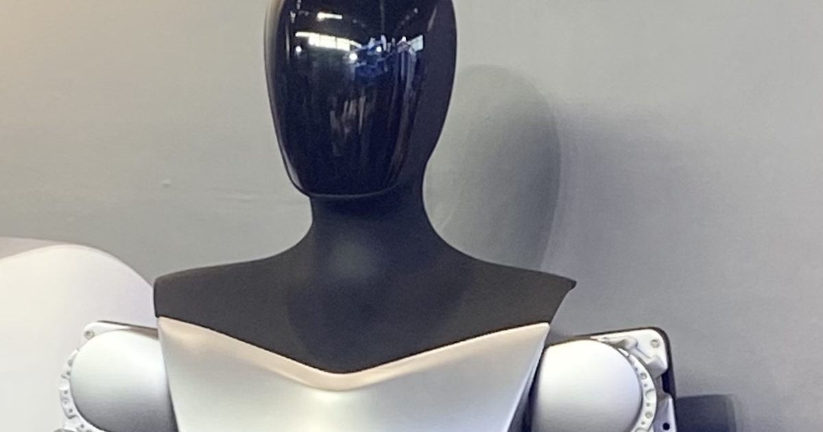 Tesla's Optimus silence is starting to make Wall Street nervous